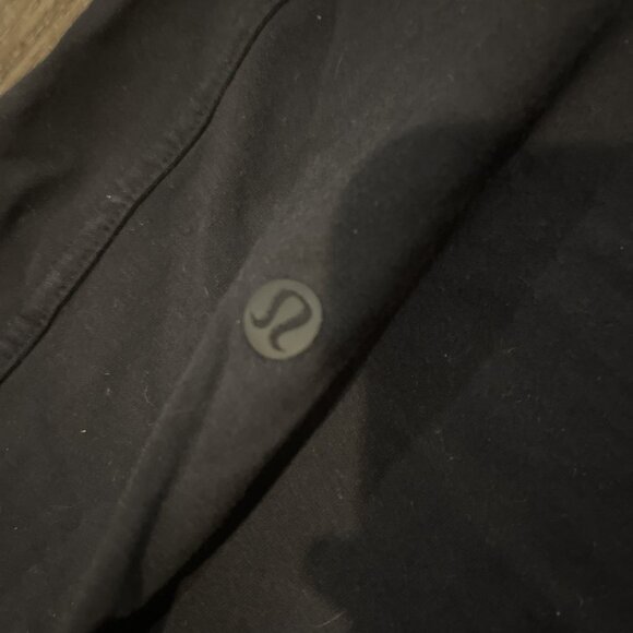 Lululemon Twisted & Tucked Black Jogger Pant | Size 8 | W5ASNS - Picture 9 of 10